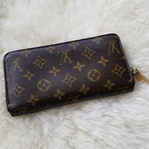 Louis Vuitton Zippy Wallet Monogram Canvas